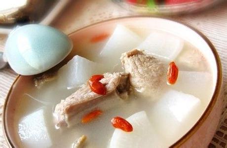 养肝汤：芦荟瘦肉汤